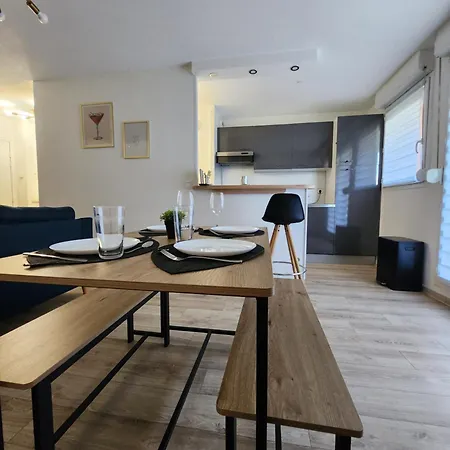 Confort & Equipe Tt Apartment *